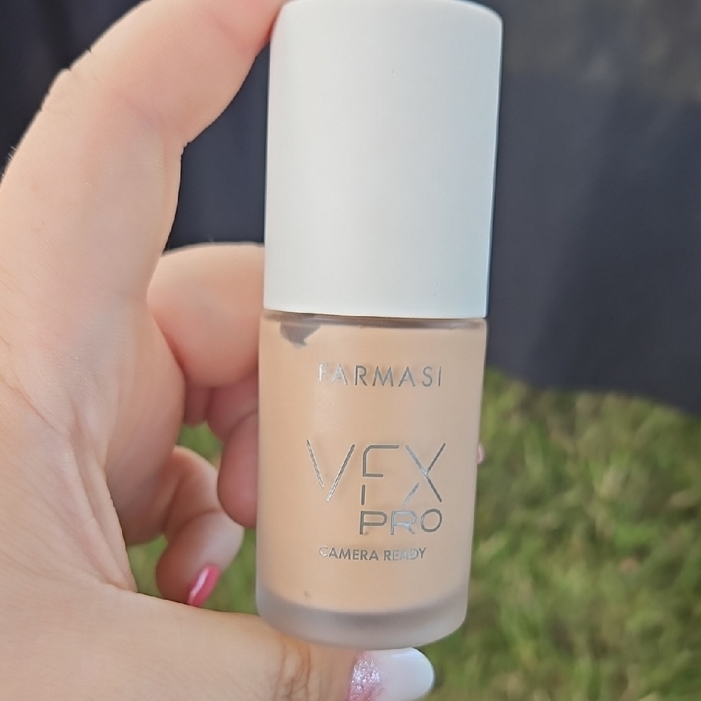 Farmasi VFX Pro Camera Ready Foundation - Shade C16